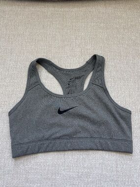Nike Classic Sports Bra